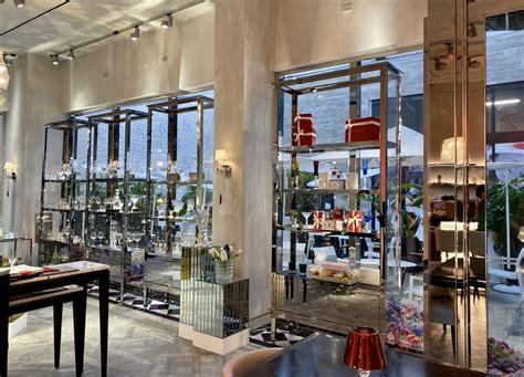 baccarat boutique b bar and lounge